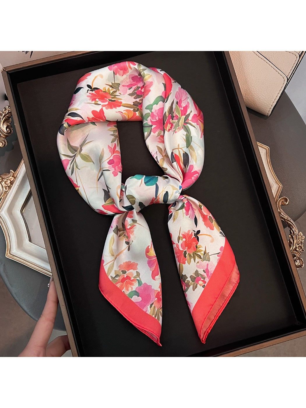 Scarvii Classic Floral Square Scarf