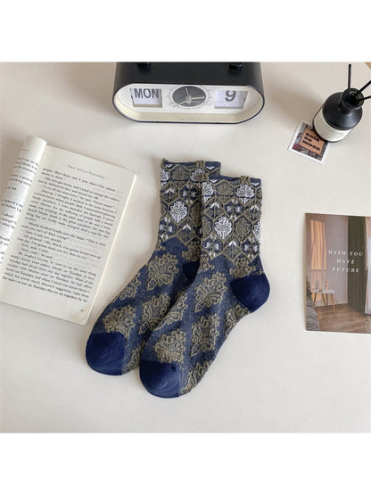 Rufia - Vintage Floral Pattern Lace Crew Socks