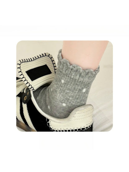 Rufia - Polka Dot Ruffle Edge Mid-Calf Capsule Socks