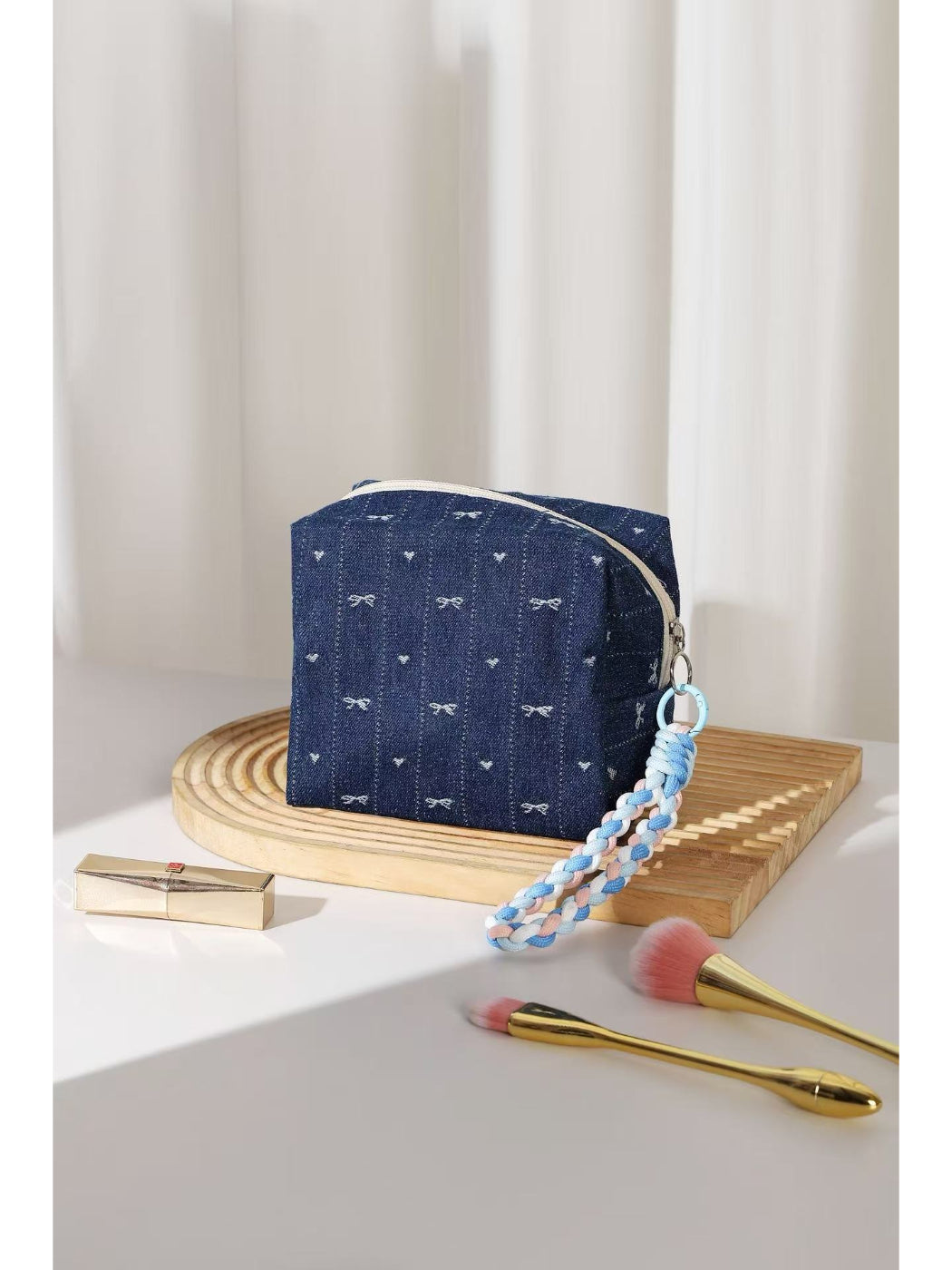 Cosbai - Sweet Bow Cosmetic Bag