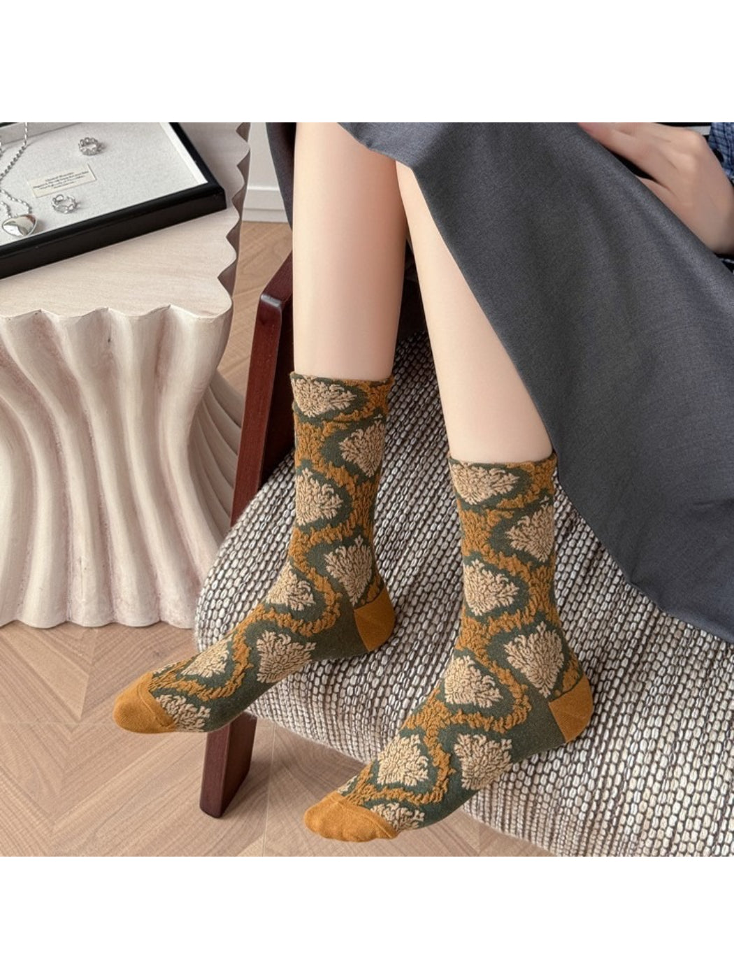 Rufia - Vintage Textured Jacquard Crew Socks
