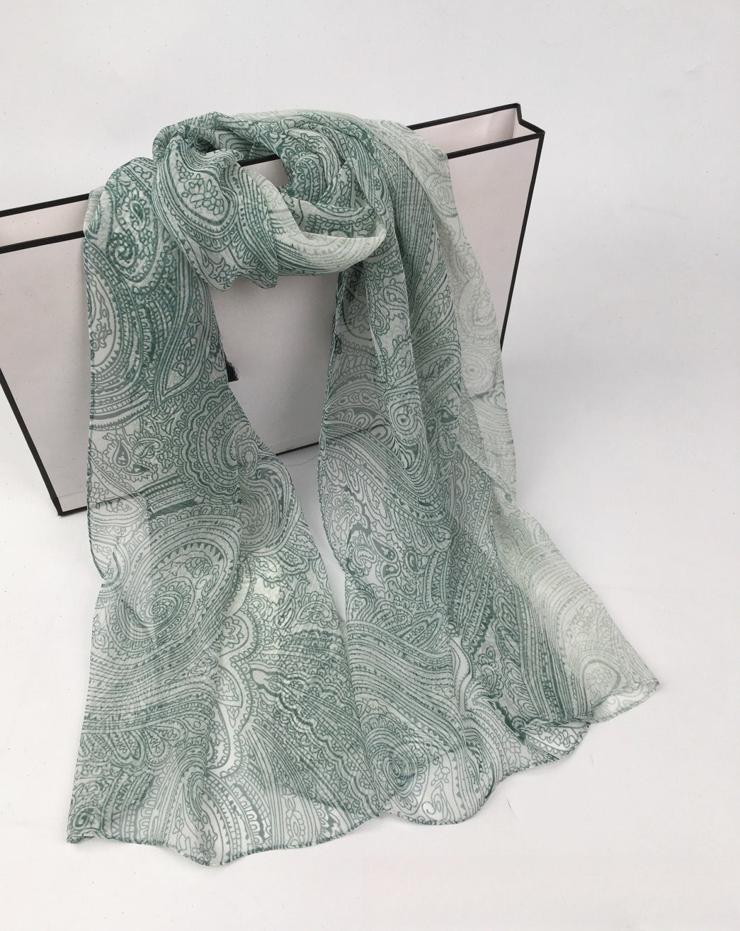 Scarvii light stylish oversized vintage paisley scarf image 2