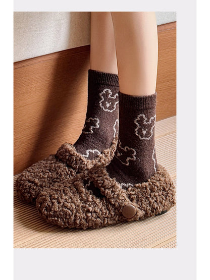 Rufia - Outline Bear Cozy Crew Socks