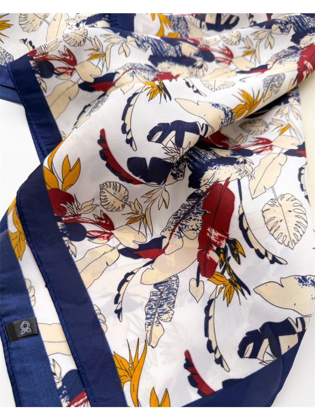 Scarvii - Square Scarf with Feather & Floral Print