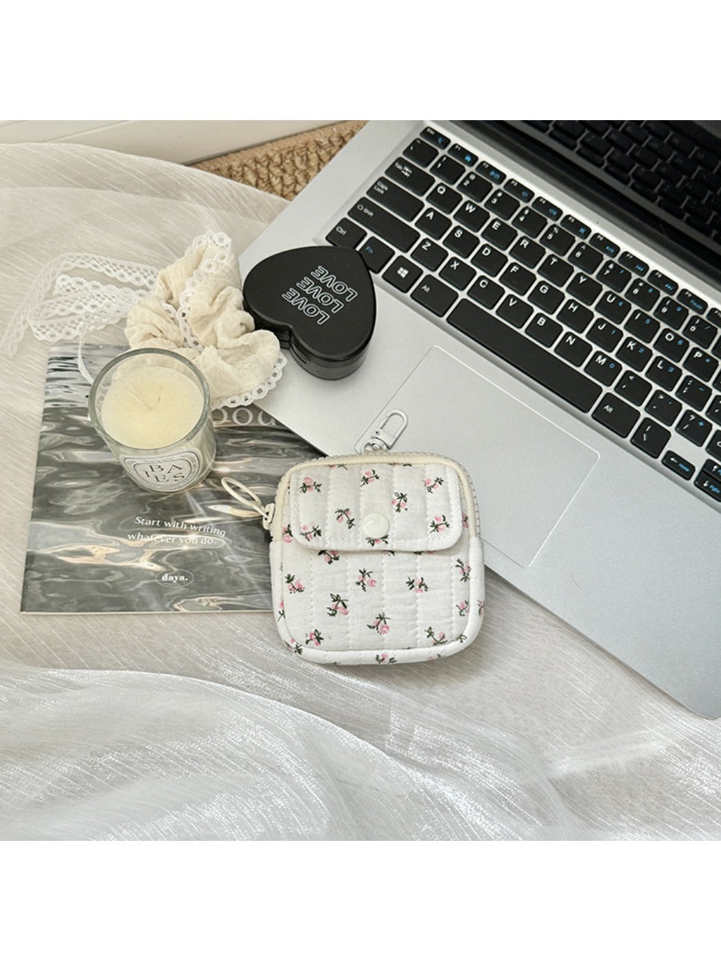 Cosbai Floral Print Mini Storage Pouch product photo 6