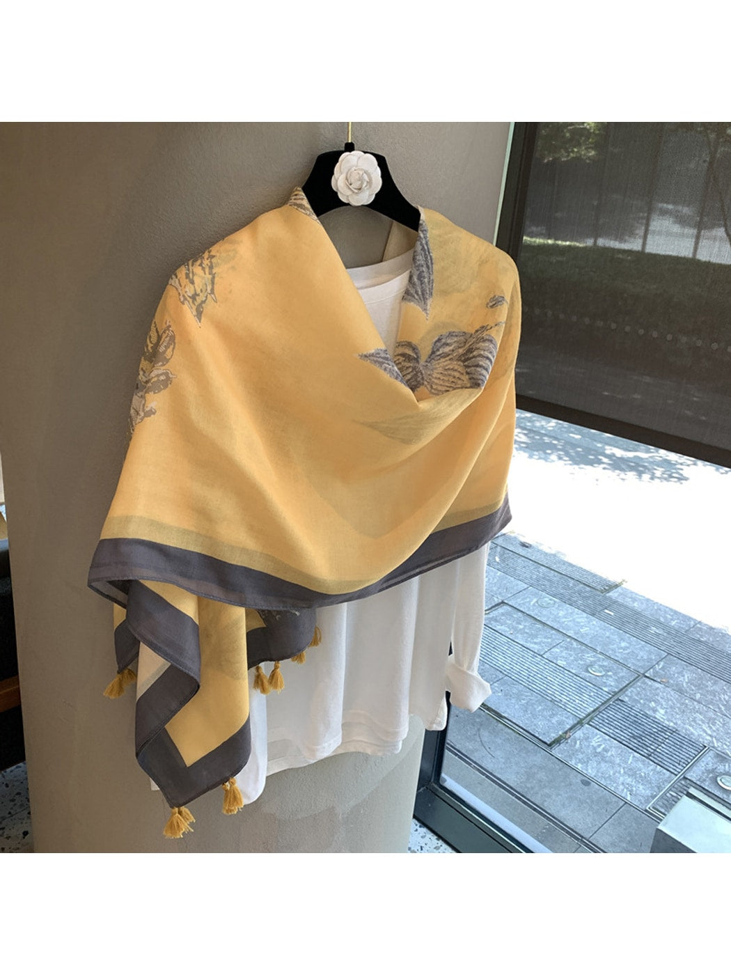 Scarvii - Floral Pattern Tassel Trim Long Scarf