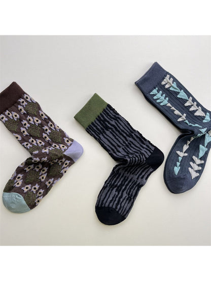 Rufia - Retro Unisex Mid-Calf Socks - Unique & Stylish