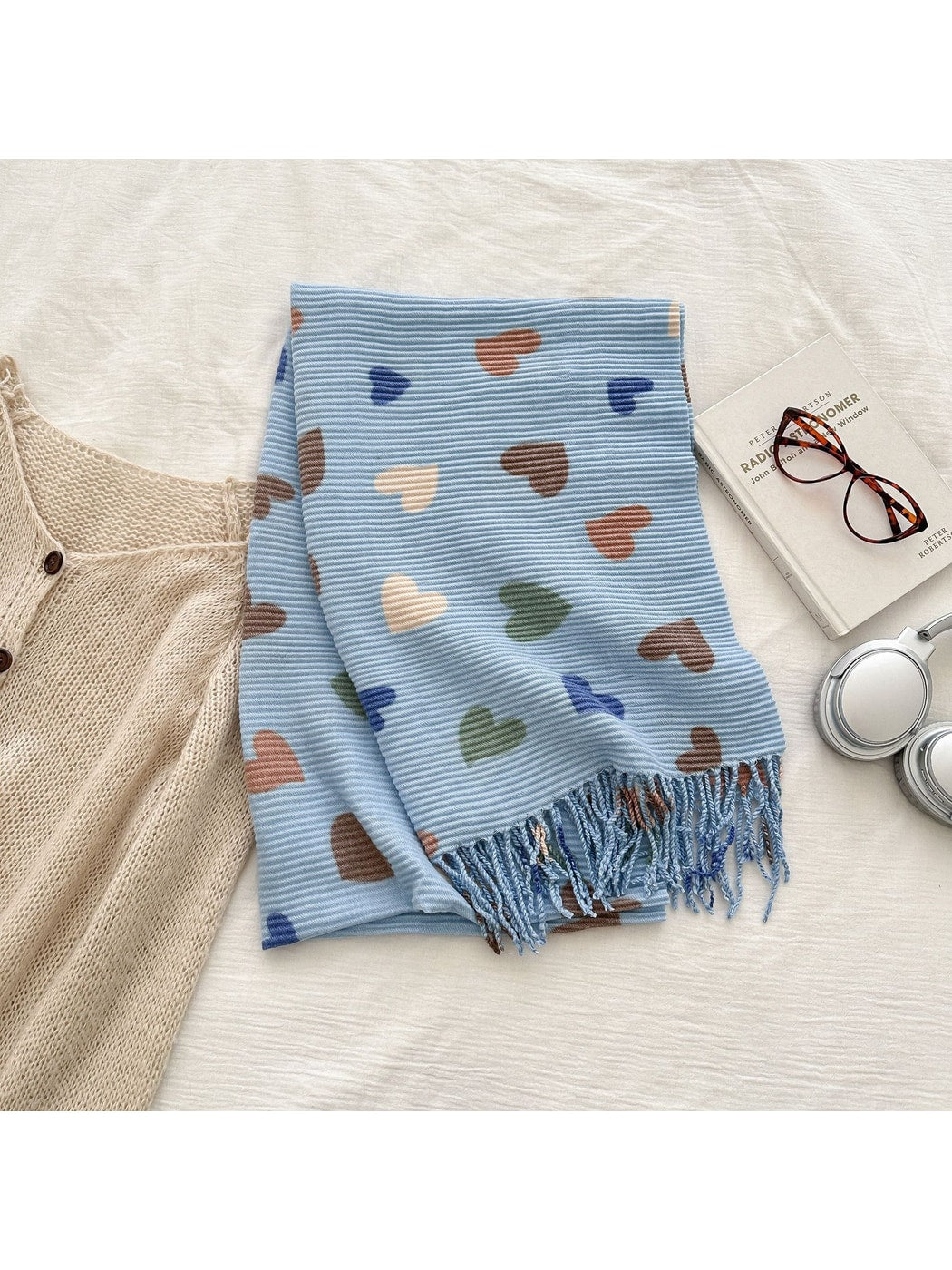 Scarvii - Ribbed Heart Pattern Fringed Winter Scarf