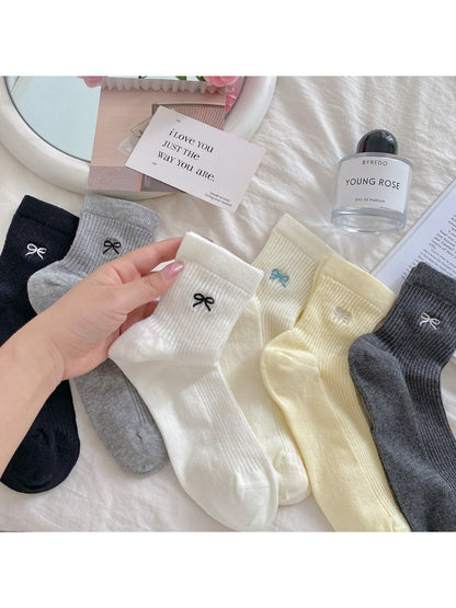 Rufia - Solid Color Bow Detail Crew Socks