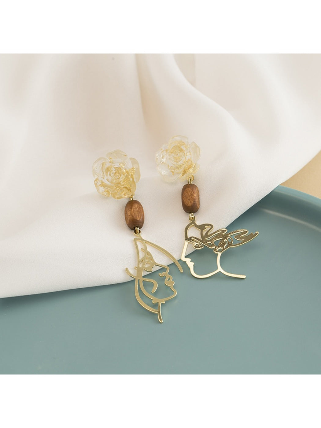 Earwish - French Vintage Rose Studs Earrings - Unique & Elegant