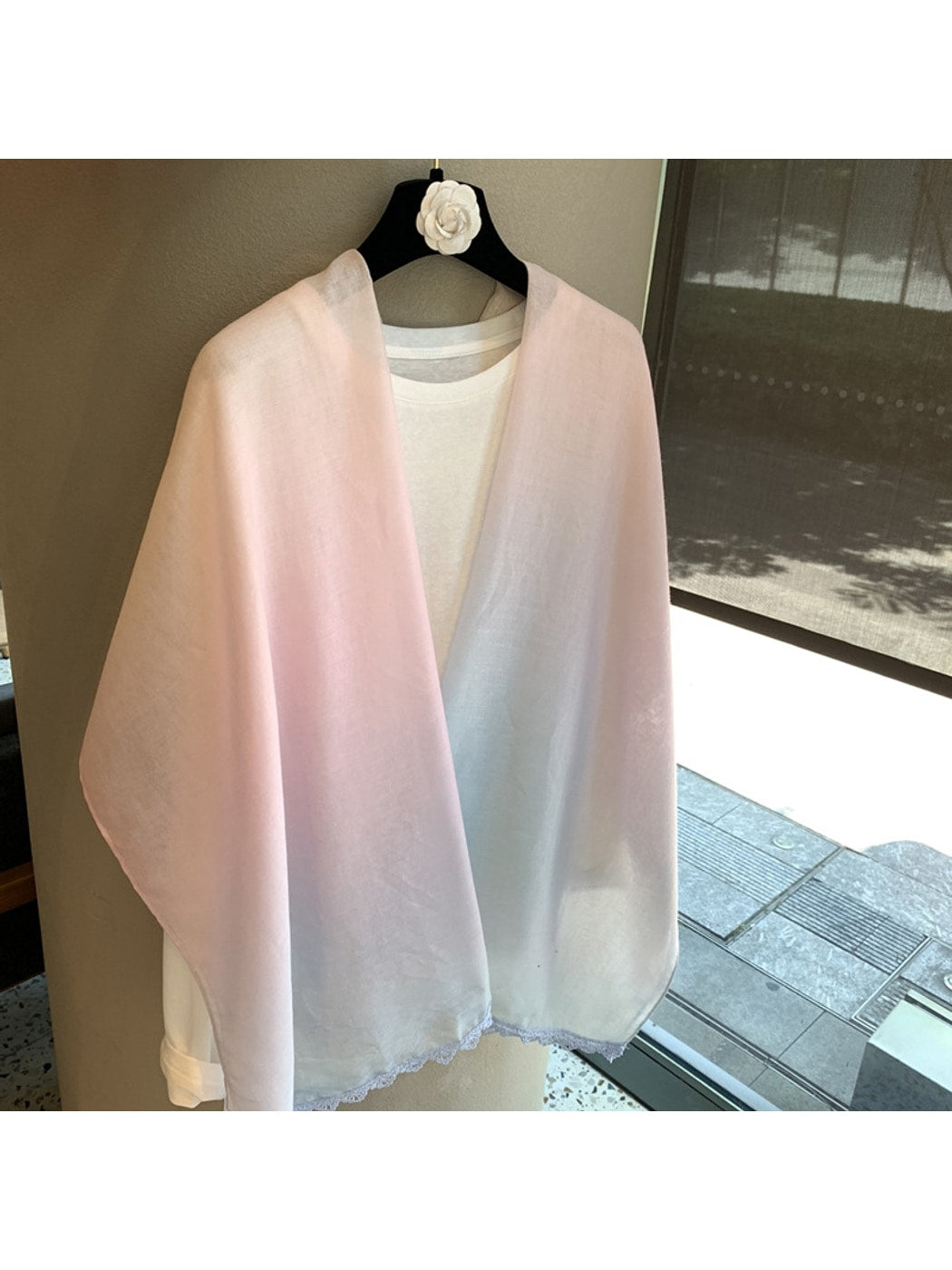 Scarvii - Minimal Gradient Lace Edge Shawl Scarf