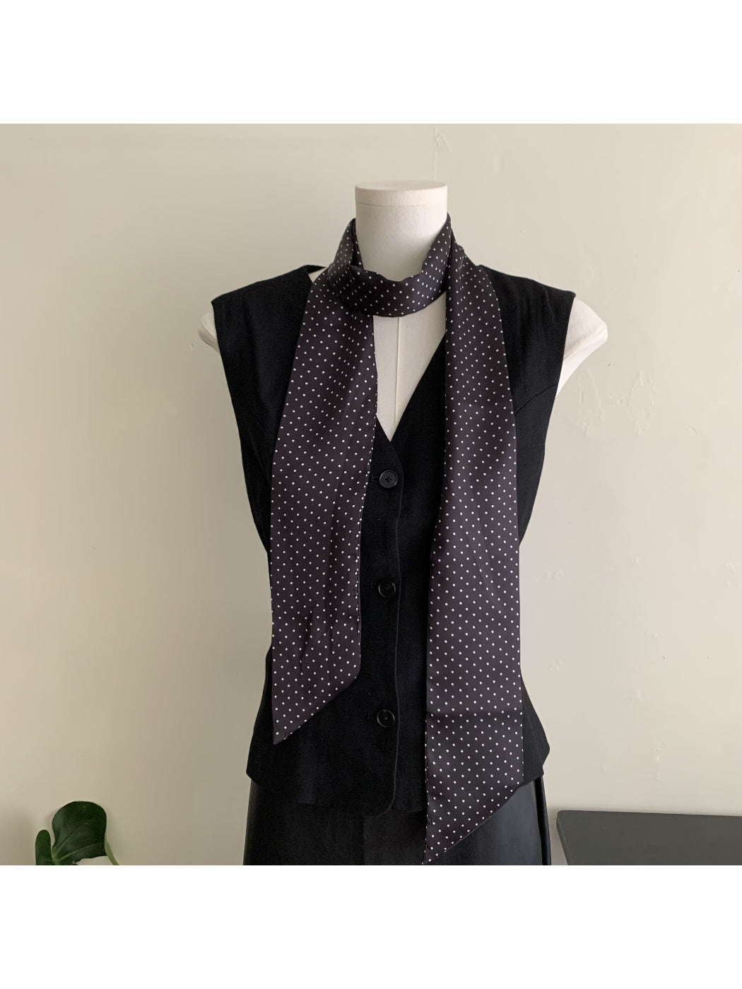 Scarvii - Retro Polka Dot Skinny Scarf