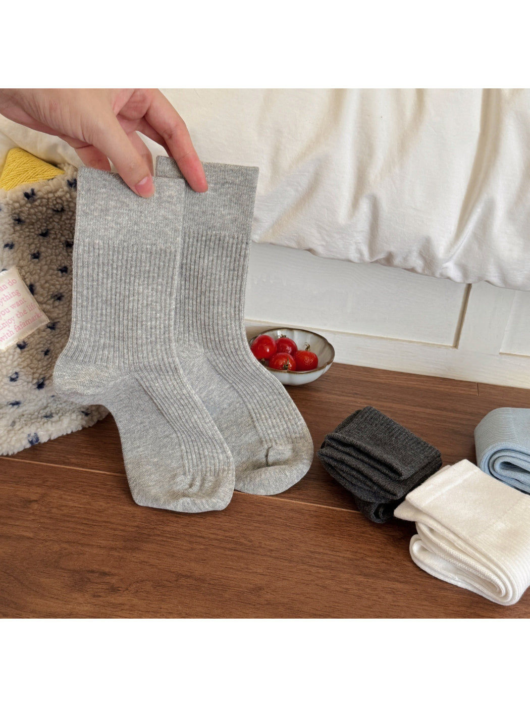 Rufia - Solid Ribbed Everyday Crew Socks