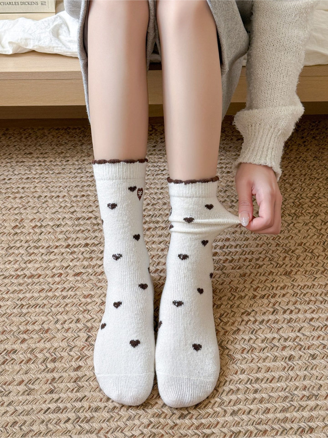 Rufia – Sweet Mid-Calf Socks with Heart & Bow Print
