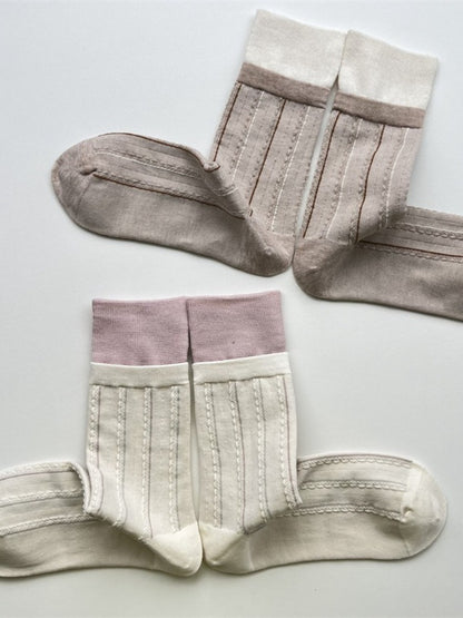 Rufia - Color-Block Mid-Calf Socks – Minimalist & Warm