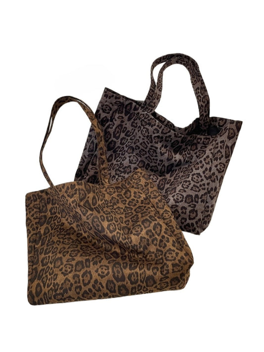 Cosbai - Women's Shoulder Bag with Leopard Print
