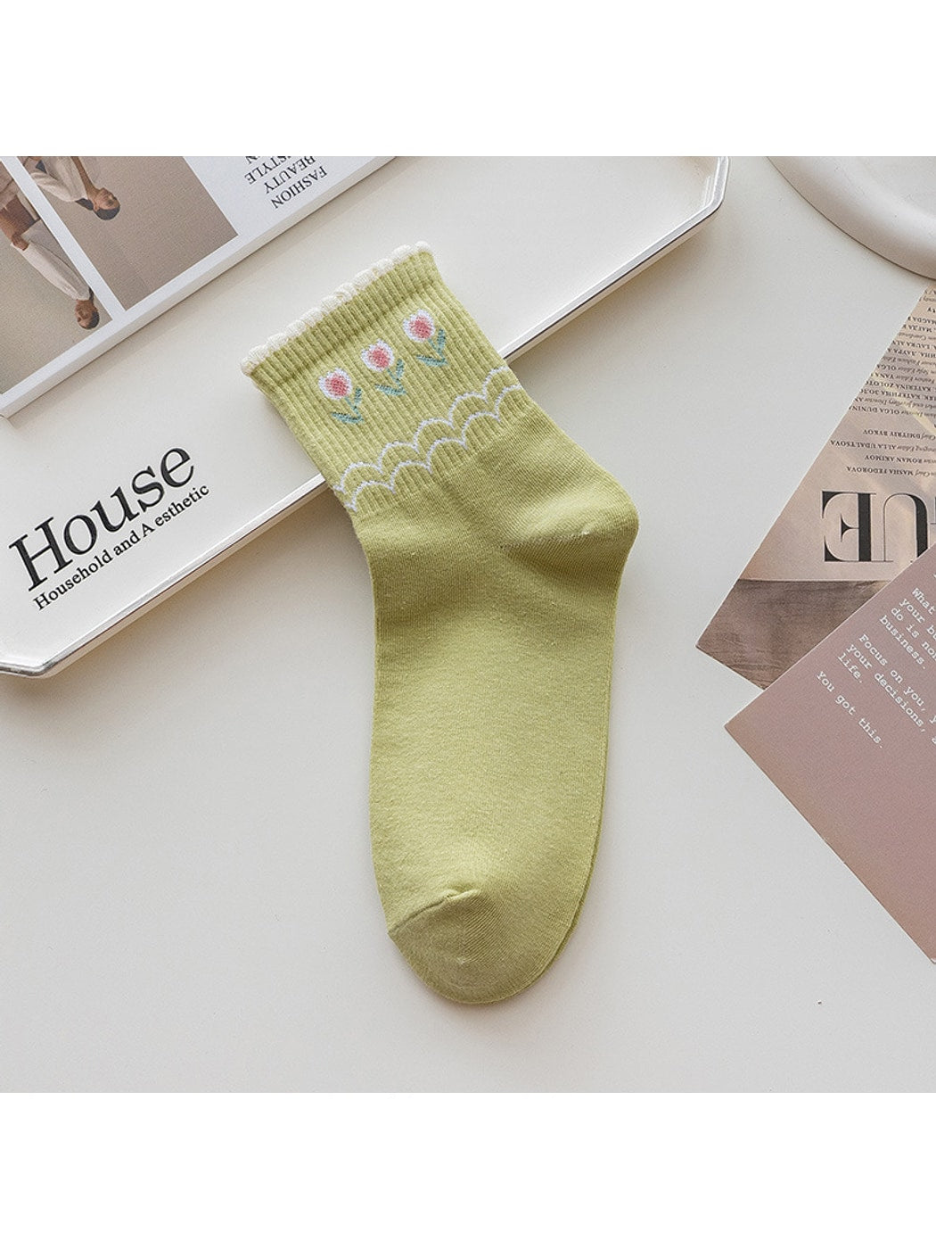 Rufia - Floral Ruffle Cuff Casual Crew Socks