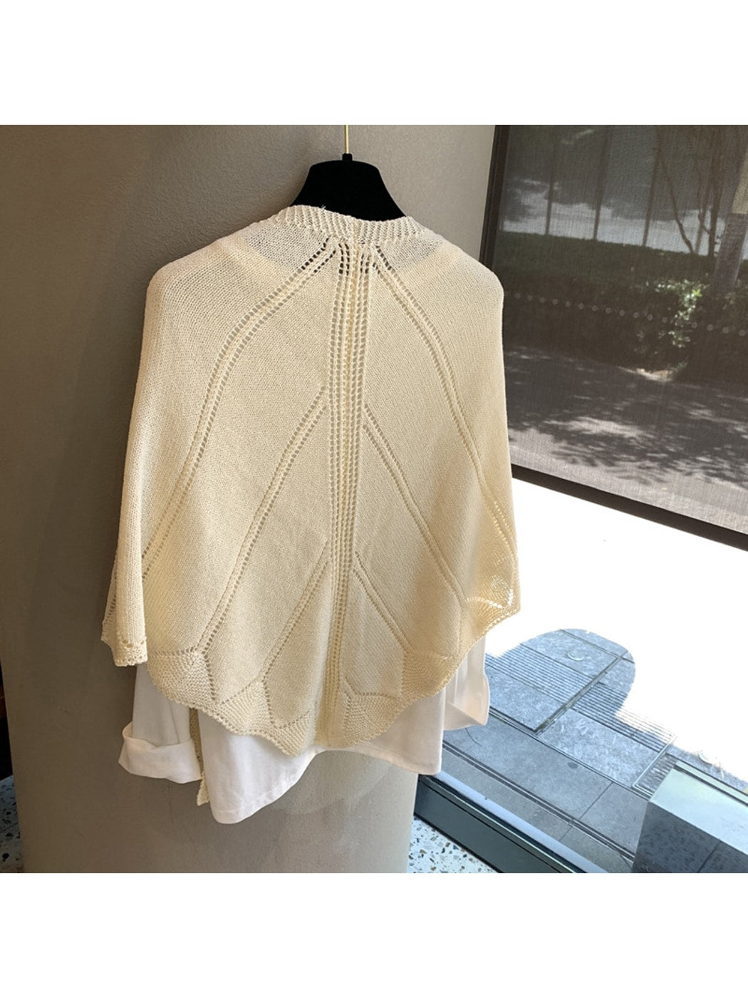 Scarvii - Solid Color Minimal Knit Triangle Bandana