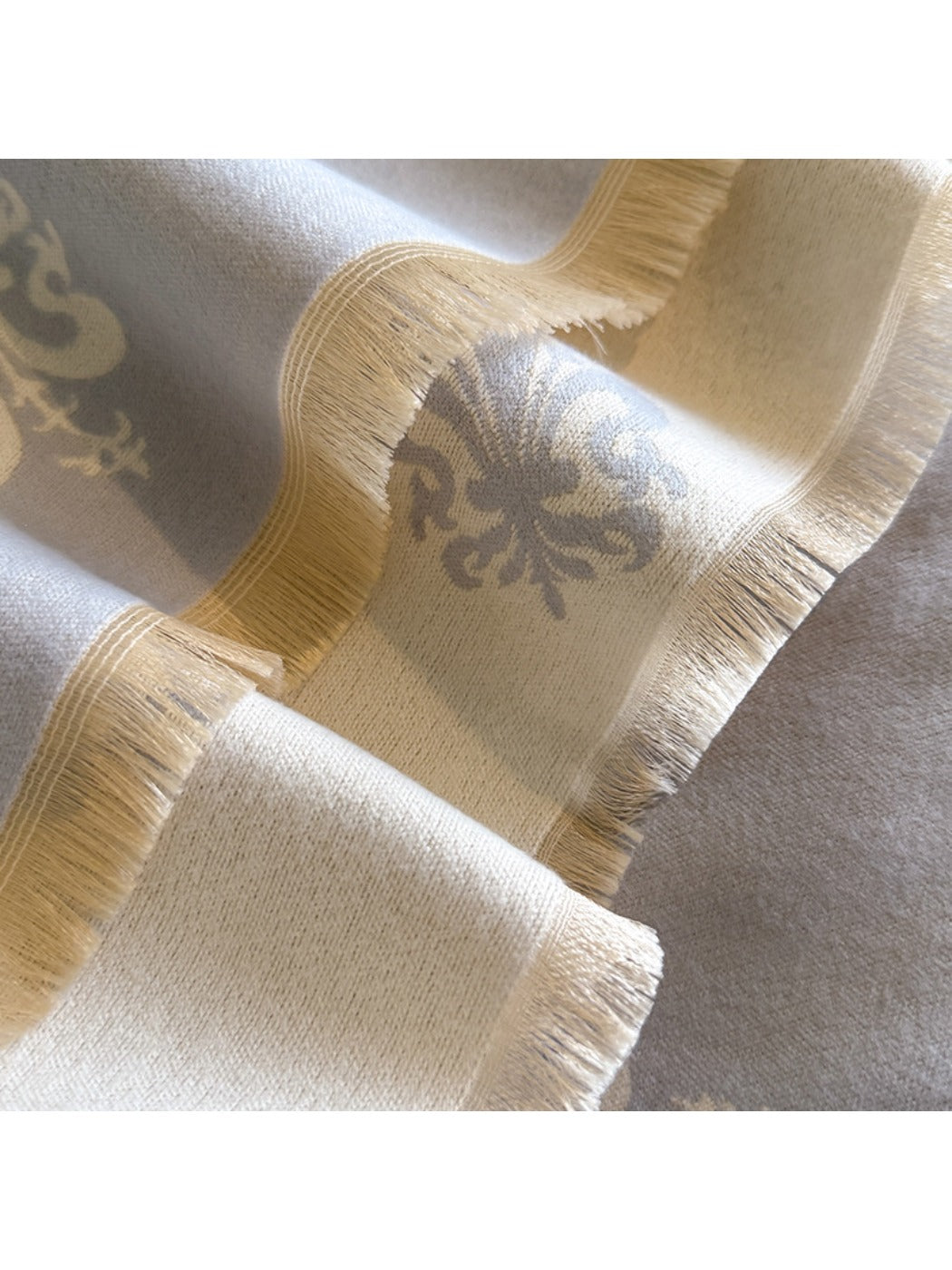Scarvii – Floral Print Fringe Scarf & Wrap