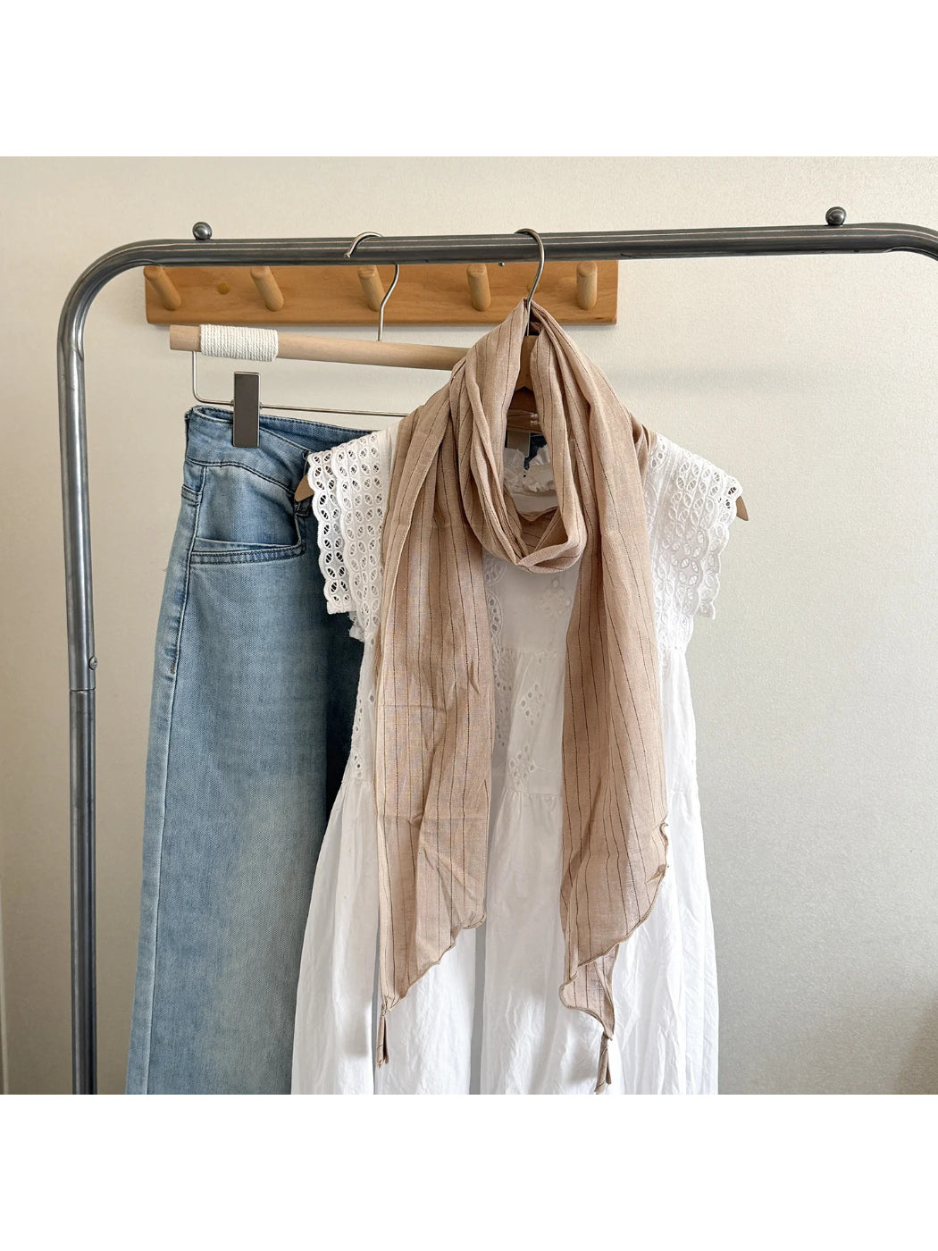 Scarvii - Stripe Tassel Lightweight Scarf