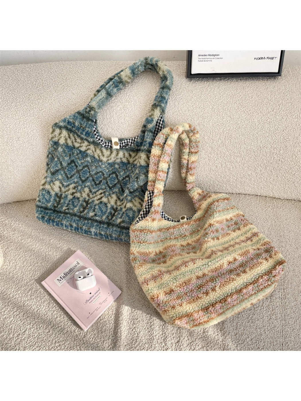 Cosbai - Fuzzy Pattern Shoulder Tote