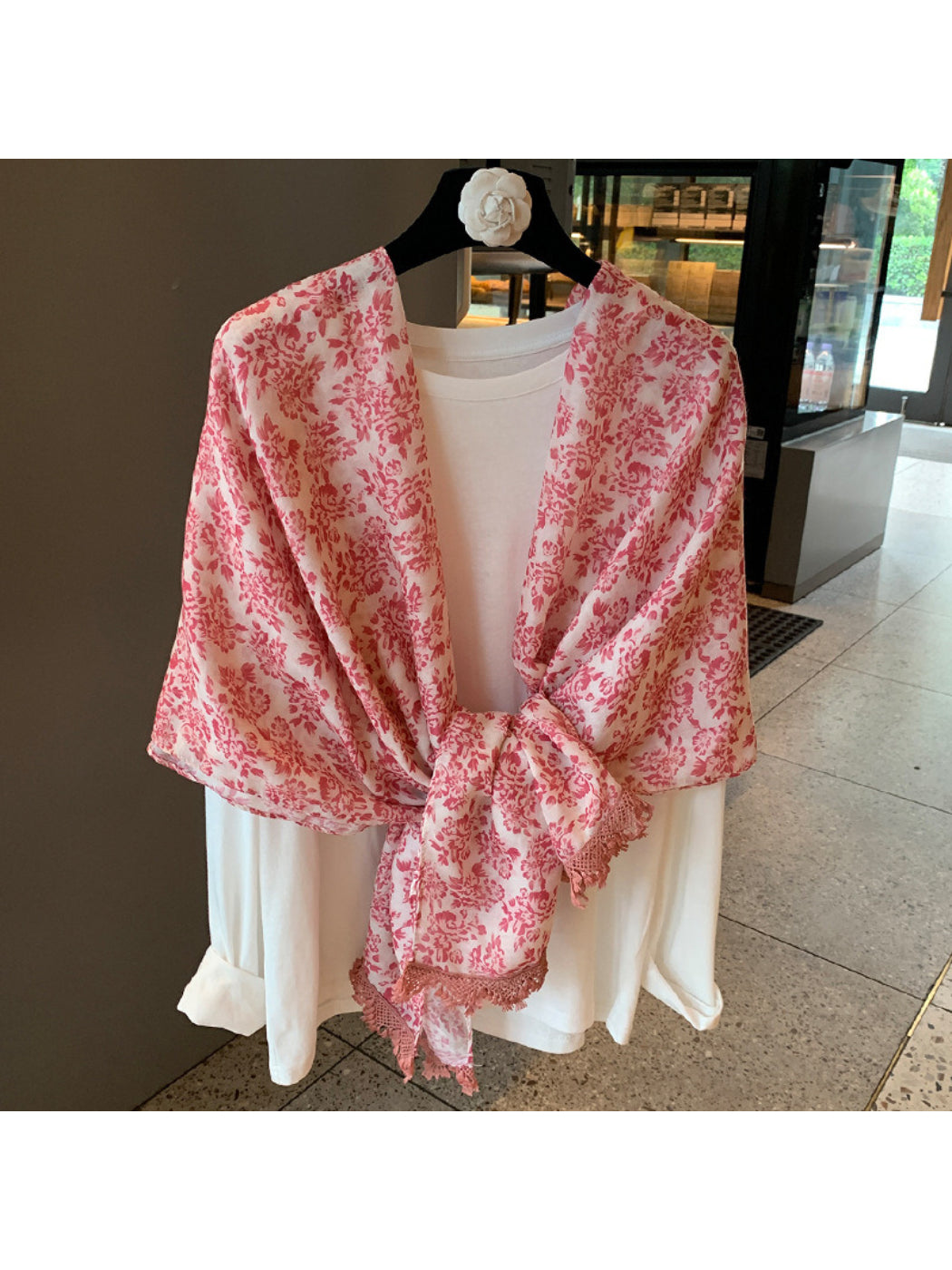 Scarvii - Floral Fringed Trim Scarf