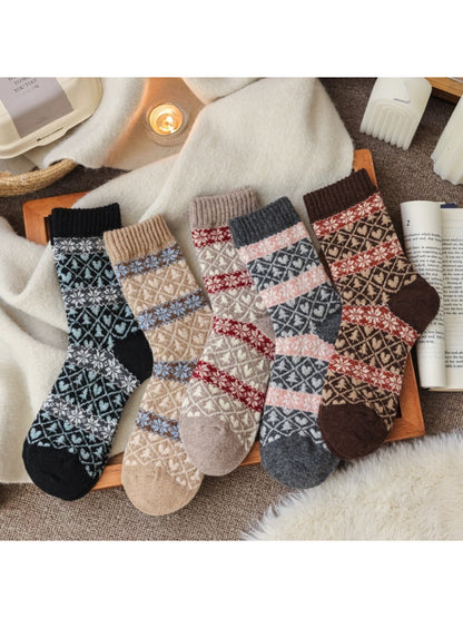 Rufia - Nordic Heart Pattern Crew Socks