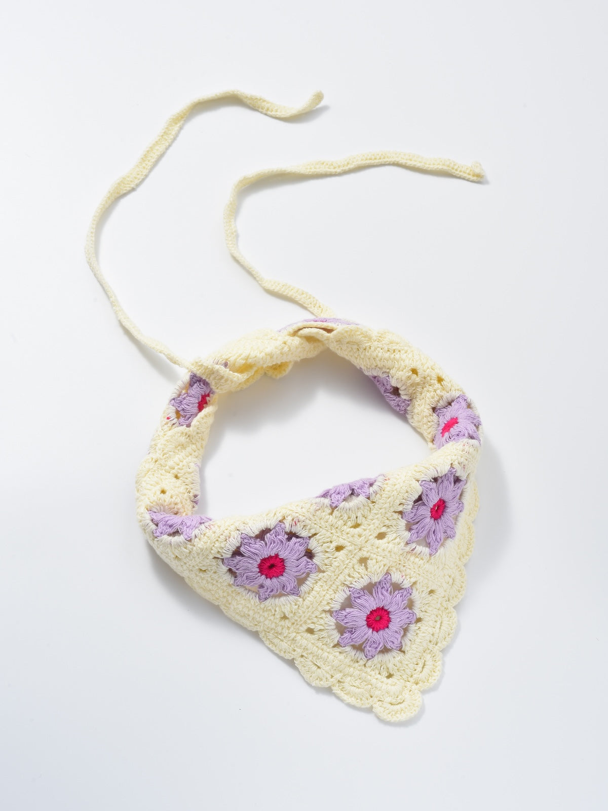 Scarvii crochet daisy smile hairband with yellow smiley face daisy design