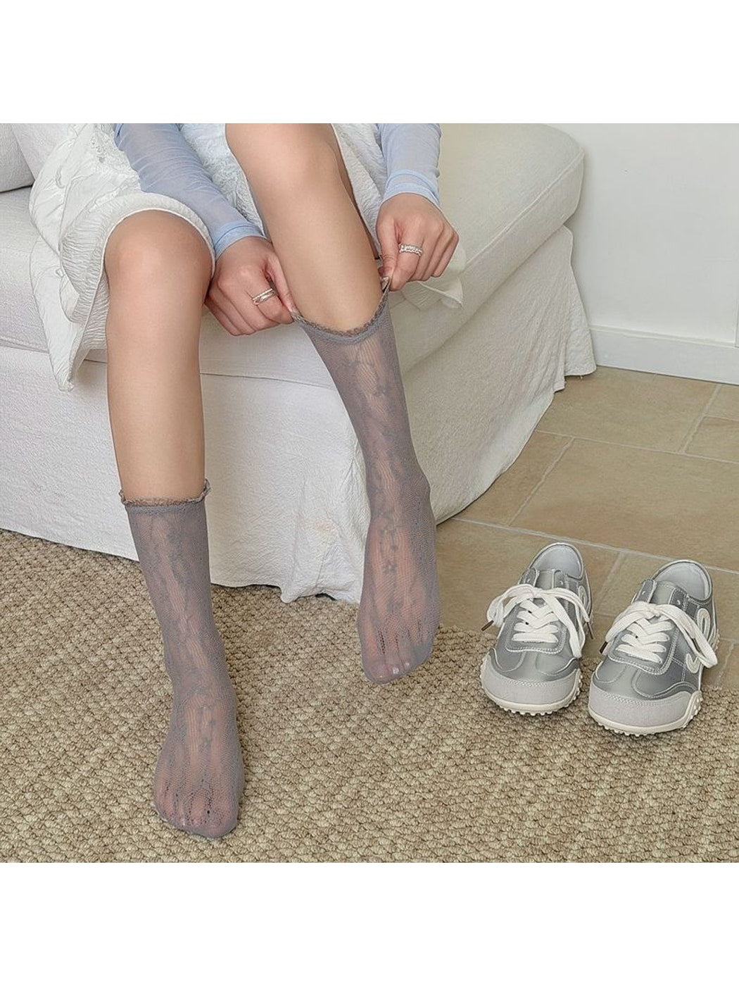 Rufia - Floral Hollow Out Lace Trim Crew Socks