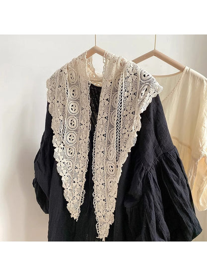 Scarvii - Bohemian Openwork Flower Triangle Scarf