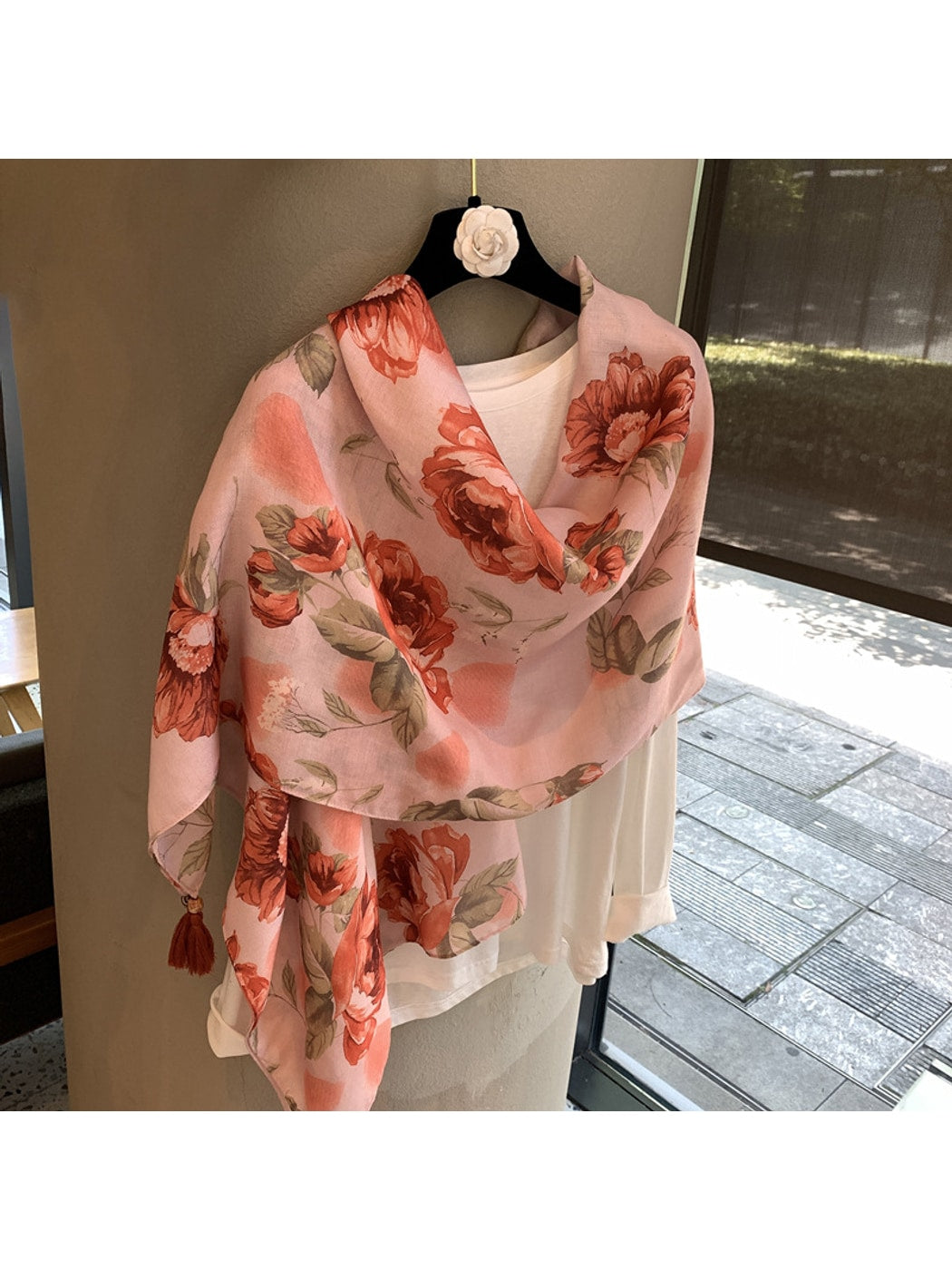 Scarvii - Pink Floral Printed Tassel Trim Scarf