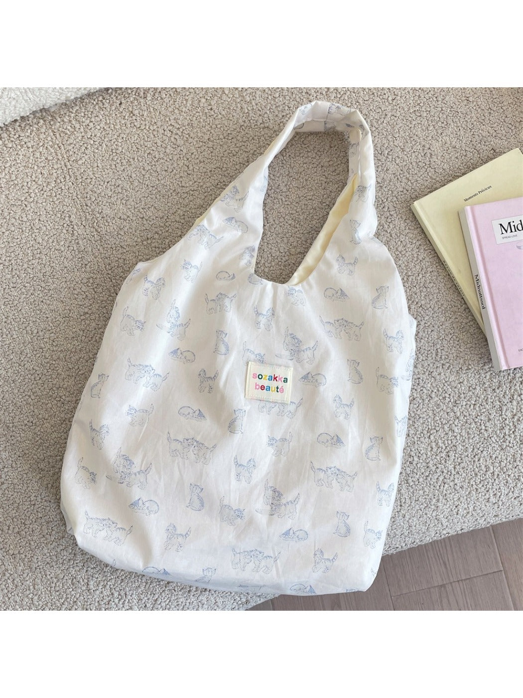 Cosbai Sketch Cat Slouch Tote Bag front view with cat illustration on beige fabric