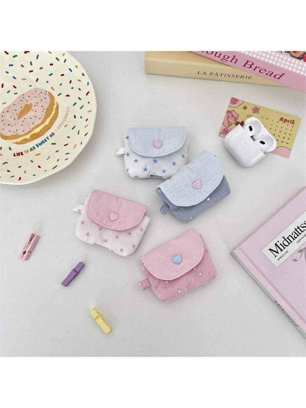 Cosbai - Wireless Earphone Pouch with Glitter Star Design