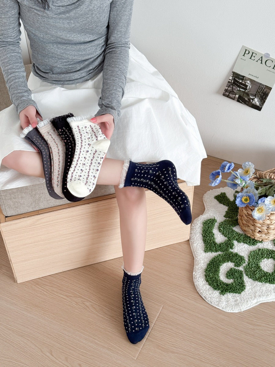 Rufia - Lace Stripe Floral Mid-Calf Socks product image 7