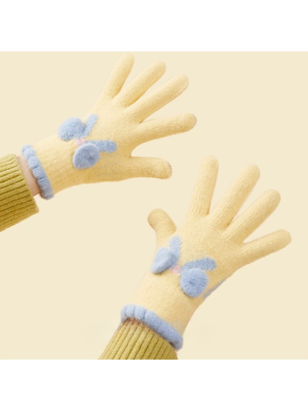 Gloving – Color-Block Gloves with Pompom