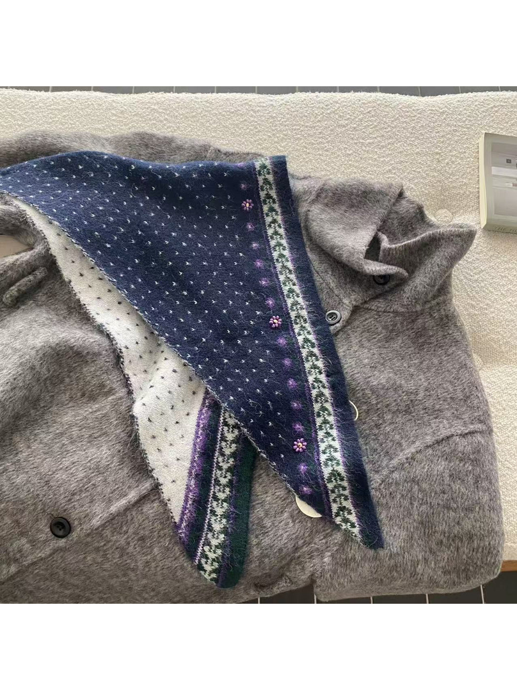 Scarvii - Floral Border Triangle Knit Scarf