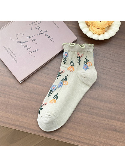 Rufia - Fresh Floral Ruffle Trim Ankle Socks