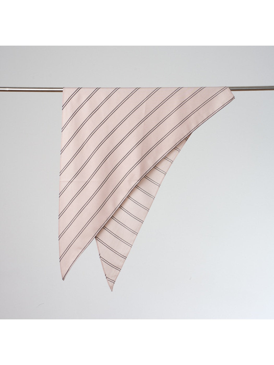 Scarvii - Minimalist Printed Linear Triangle Bandana