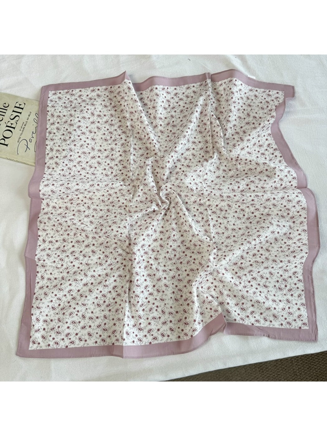 Scarvii - Vintage Paisley Aesthetic Square Scarf