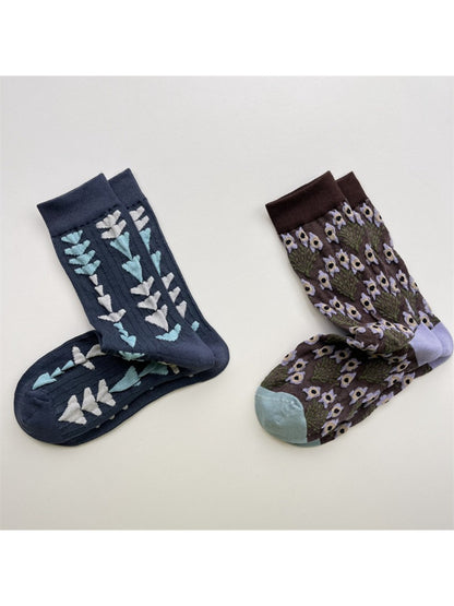 Rufia - Retro Unisex Mid-Calf Socks - Unique & Stylish