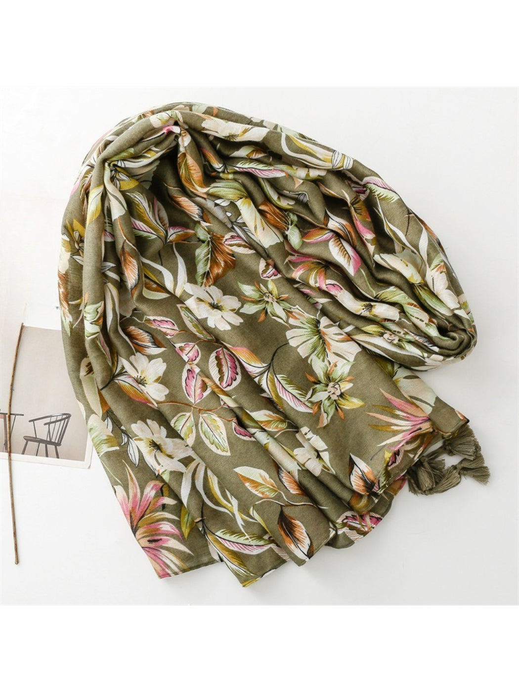 Scarvii - Tropical Botanical Print Tassel Scarf