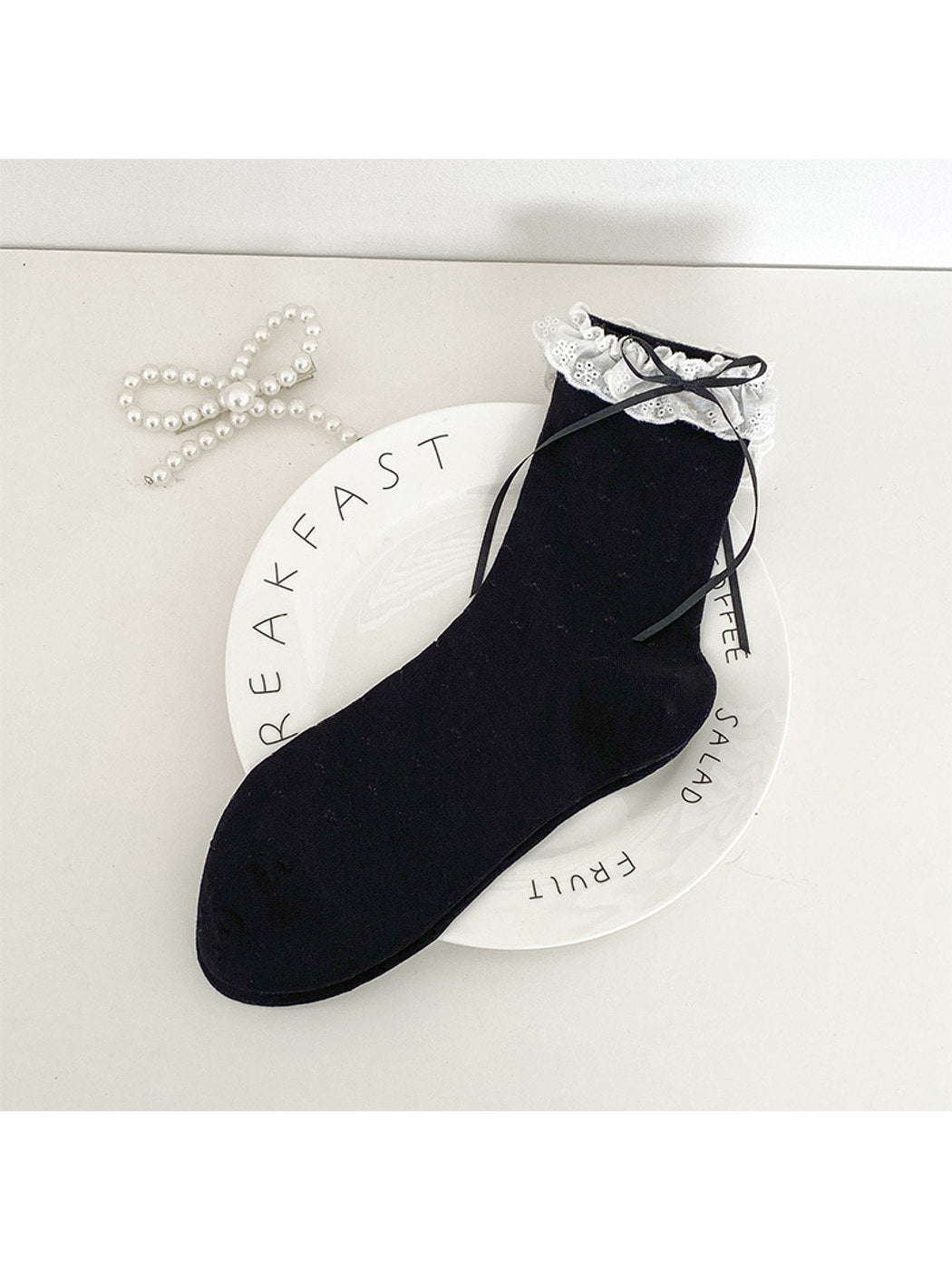 Rufia - Lace Trim Bow Detail Solid Color Crew Socks