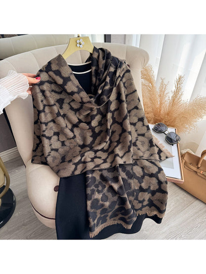 Scarvii - Soft Leopard Print Oversized Scarf