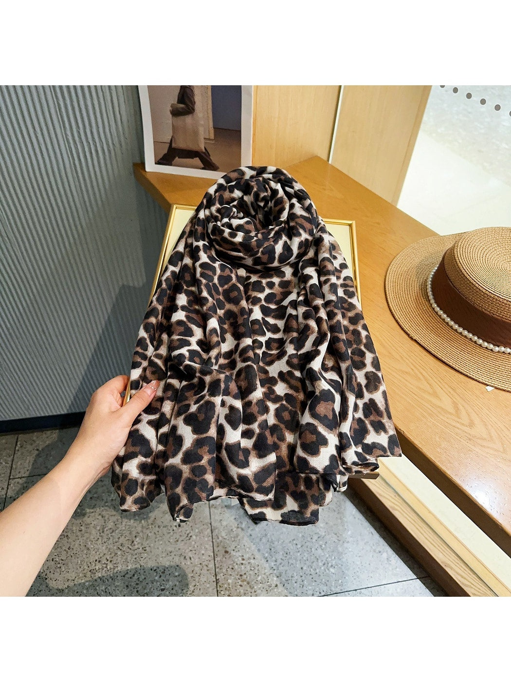 Scarvii - Elegant Leopard Print Fashion Scarf