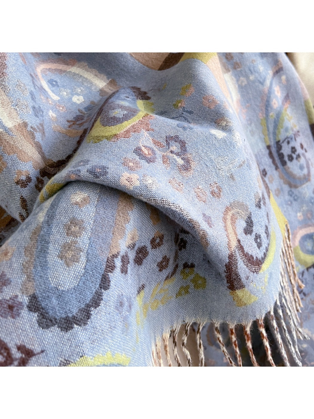 Scarvii - Bohemian Paisley Pattern Travel Scarf
