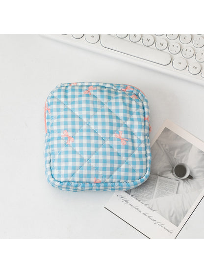 Cosbai - Bow and Heart Pattern Quilted Pouch