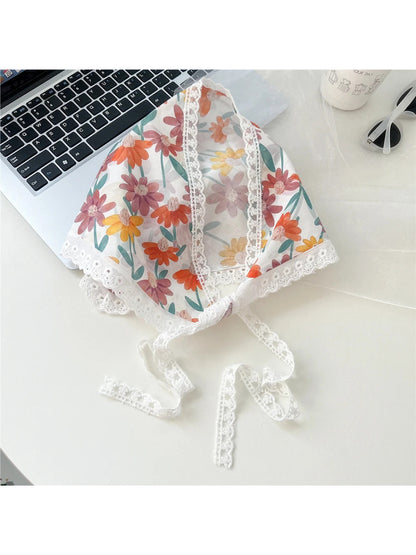 Scarvii - Lace-Trim Patchwork Triangle Scarf