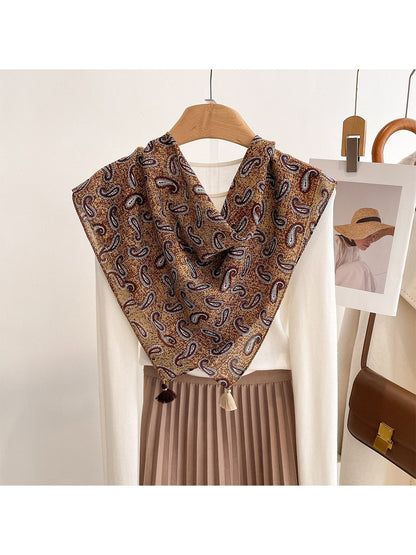 Scarvii - Retro Ditsy Paisley Print Square Scarf