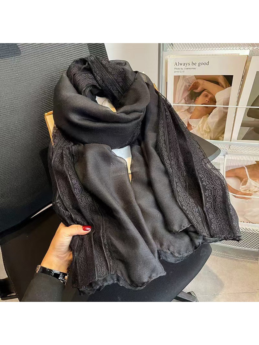 Scarvii - Lace Trim Soft Long Scarf