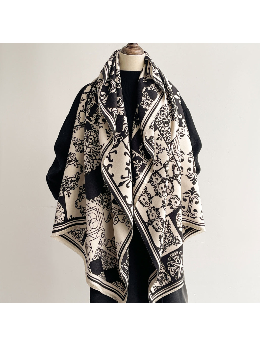 Scarvii - Vintage Classic Palace Print Shawl & Scarf